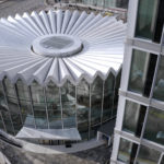 Rotunda, przeszklenie fasady.